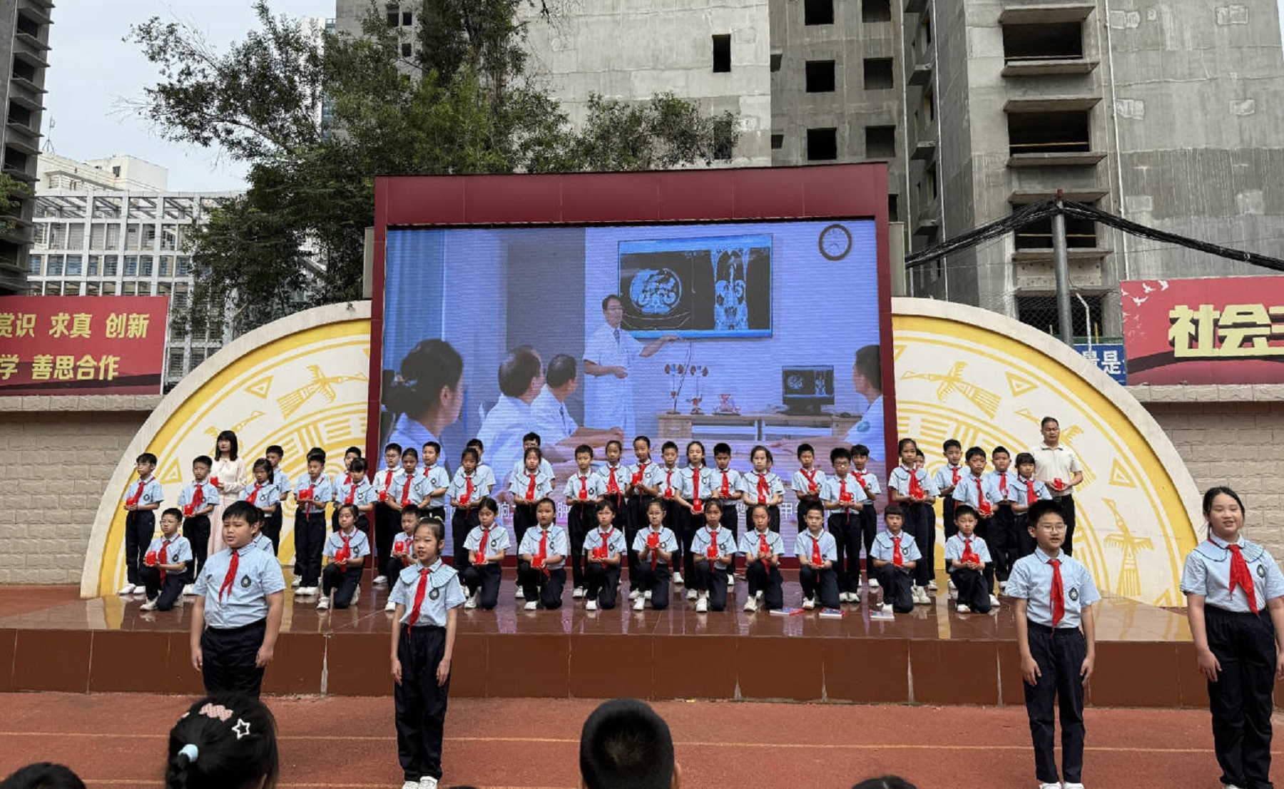三(3)《追光——学急救传大爱,承医者好榜样》1.jpg